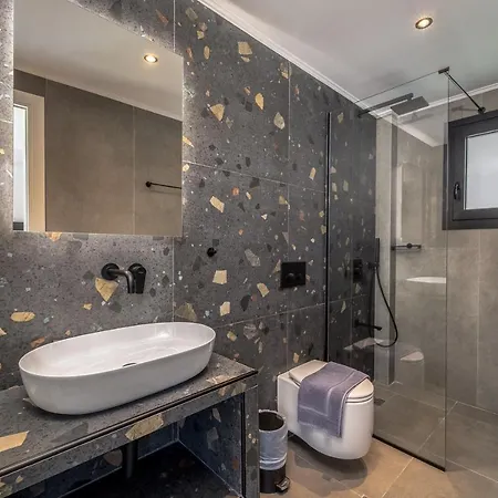 דירה Nemesis Luxury Apolpaina