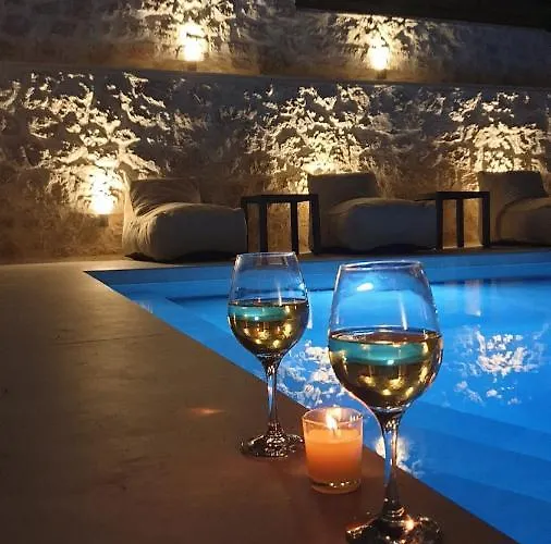 Nemesis Luxury Απόλπαινα