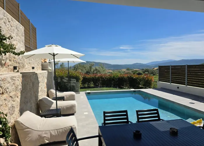 Nemesis Luxury Διαμέρισμα Απόλπαινα
