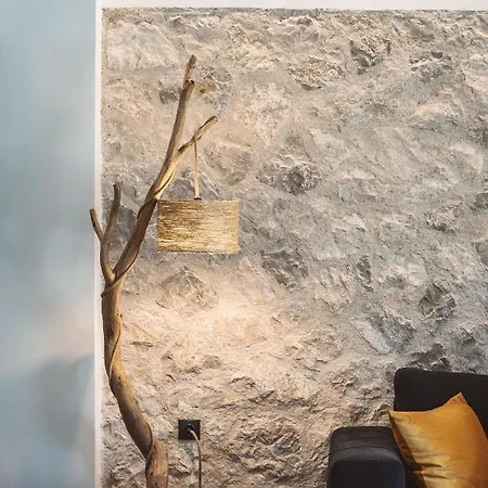 Nemesis Luxury Lejlighed Apolpaina