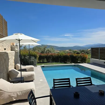 Nemesis Luxury Lejlighed Apolpaina